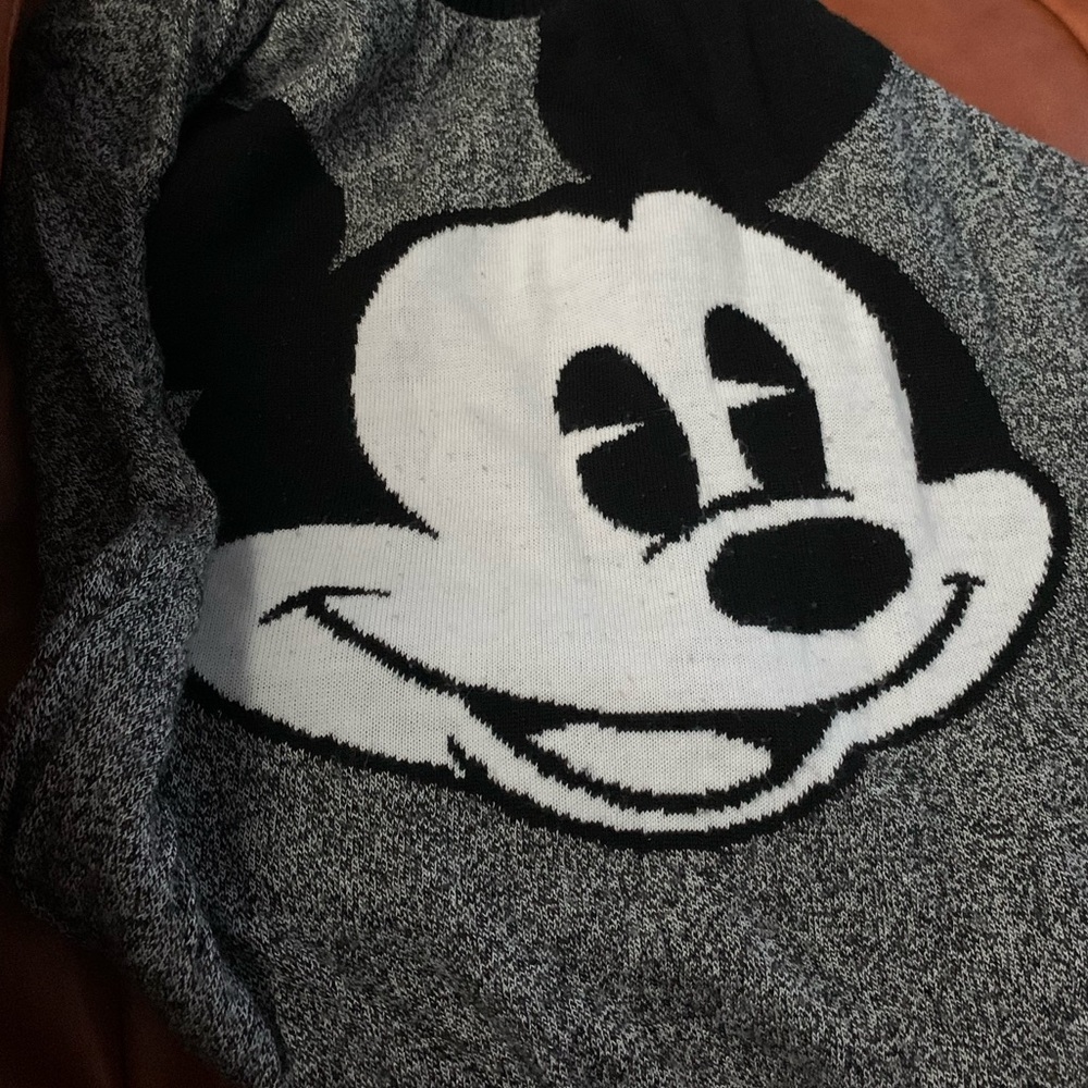 Sold on Ⓜ️ercari- Disney Mickey Mouse sweater - Picture 5 of 5
